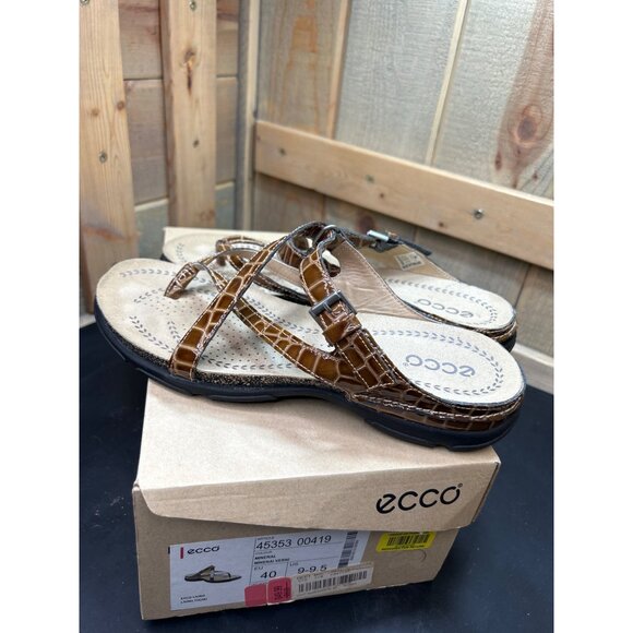 Ecco Womens Living Thong Sandals EU 40 US 9-9.5 Brown Croc Embossed Leather - Picture 7 of 8